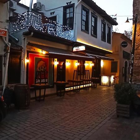 Gagarin Pub & Hotel Antália Exterior foto