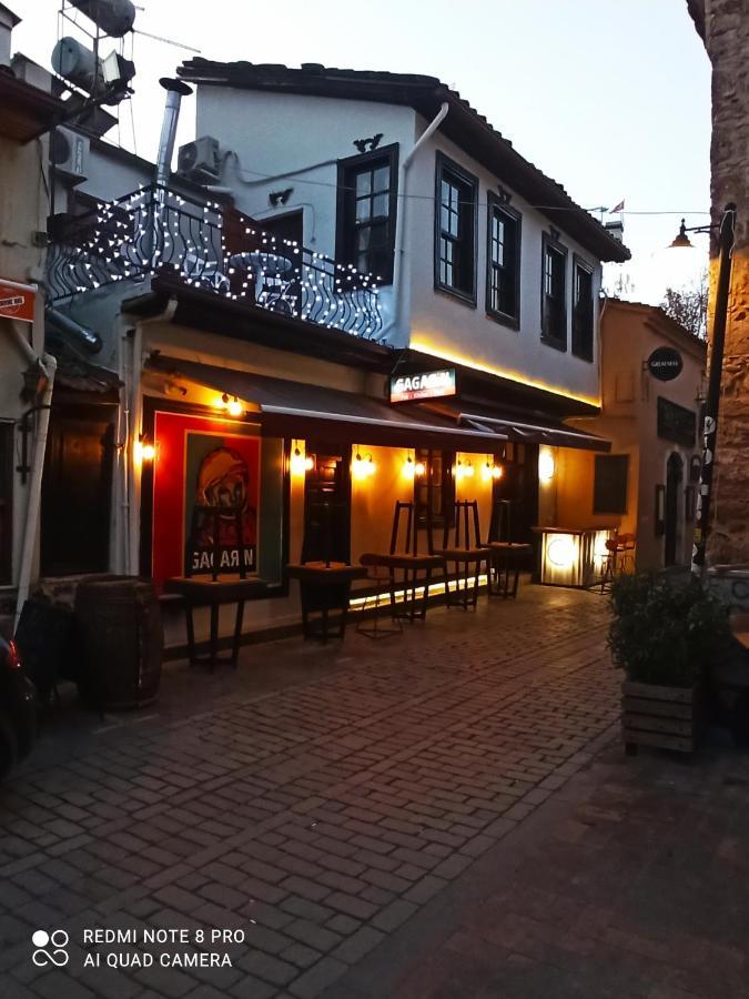 Gagarin Pub & Hotel Antália Exterior foto